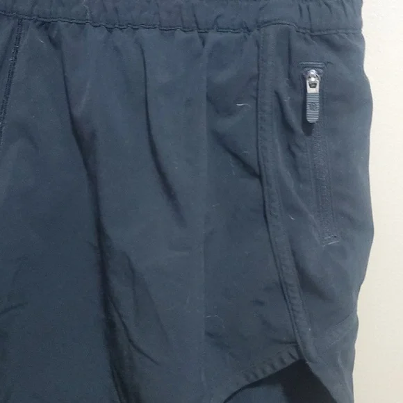 Lululemon Women's Swift Speed Black Shorts Size 12 - Picture 2 of 5